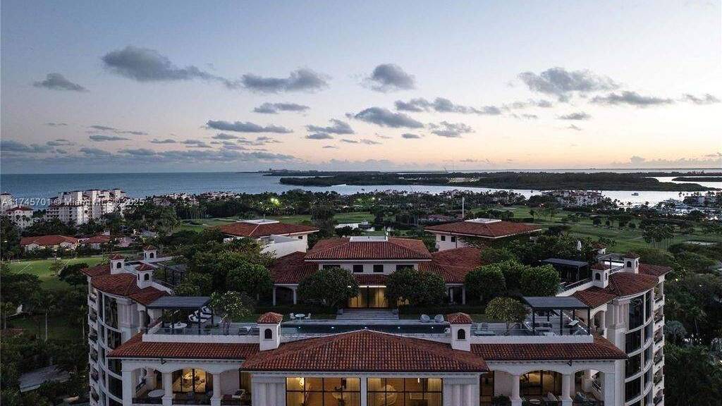 Wohnung zum Kauf 73.206.400 € 908 m² Miami Beach 33109