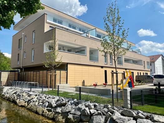 Wohnung zur Miete 1.035 € 2 Zimmer 80,3 m² 2. Geschoss frei ab 01.10.2026 Vöhringen Vöhringen 89269