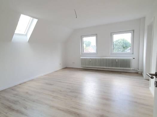 Wohnung zur Miete 350 € 2 Zimmer 35 m² 2. Geschoss Stormstr. 3 Neuengroden Wilhelmshaven 26386