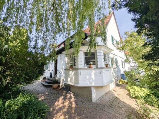 Doppelhaushälfte zum Kauf 695.000 € 1 Zimmer 168 m² 348 m² Grundstück frei ab sofort Adolf-Gröber-Straße 17 Laupheim 88471