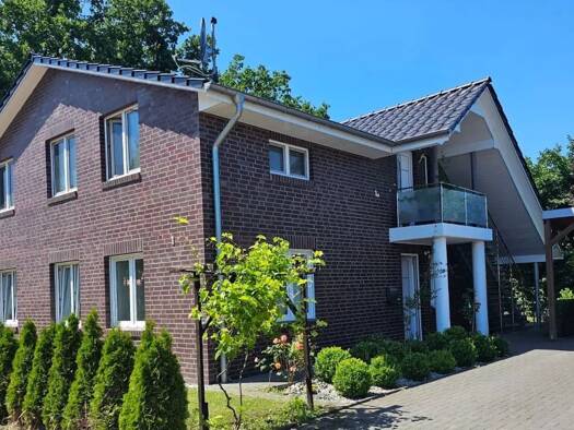 Wohnung zur Miete 1.210 € 4 Zimmer 112 m² Geschoss EG/1 frei ab sofort Rotenburg 27356