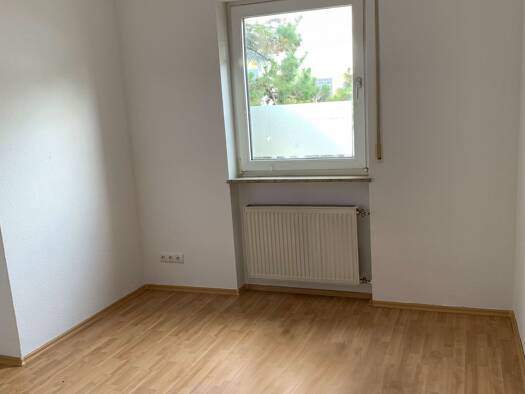 Wohnung zur Miete 365 € 1 Zimmer 24 m² Geschoss 1/2 frei ab 01.06.2026 Siegelsdorfer Str. 35 Leyh Nürnberg 90431