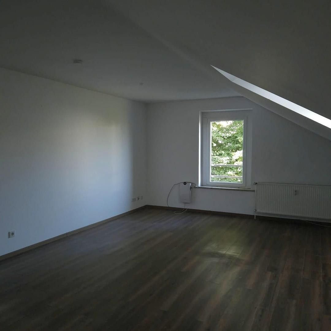 Wohnung zur Miete 799 € 3 Zimmer 90 m²<br/>Wohnfläche 3.<br/>Geschoss Bahnhofstraße 9 Bahnhofsumfeld Wetter 58300