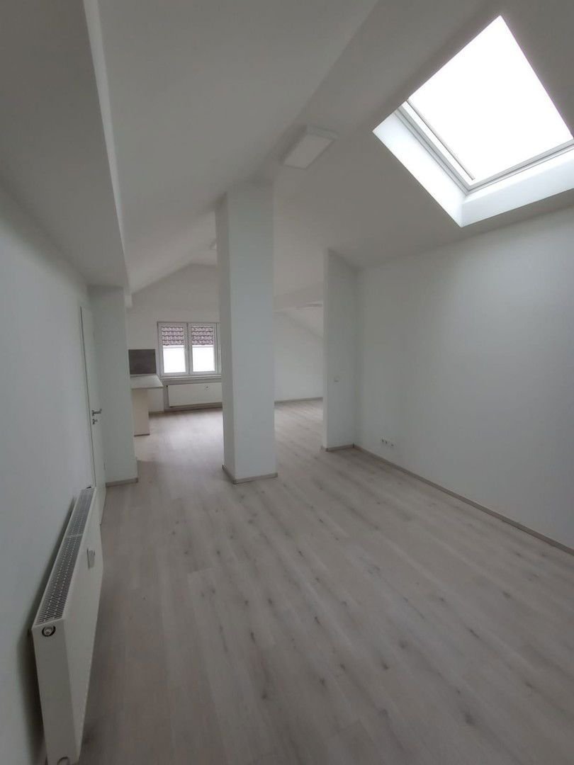 Wohnung zur Miete 900 € 3 Zimmer 78 m²<br/>Wohnfläche 2.<br/>Geschoss 01.12.2024<br/>Verfügbarkeit Oberrodenbach Rodenbach 63517