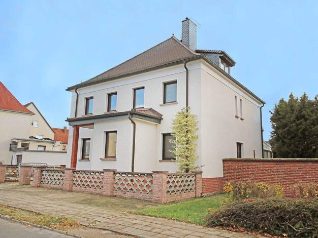 Villa zum Kauf 295.000 € 7 Zimmer 202 m² 424 m² Grundstück Zerbst 39261