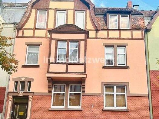 Haus zum Kauf 340.000 € 12 Zimmer 279 m² 305 m² Grundstück Innenstadt Hof 95030