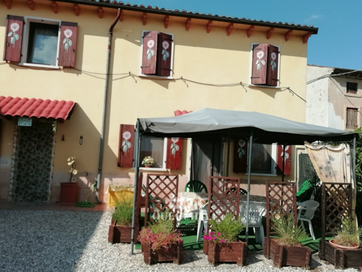 Haus zum Kauf 550.000 € 24 Zimmer 731 m² 1.730 m² Grundstück frei ab sofort Valeggio sul Mincio