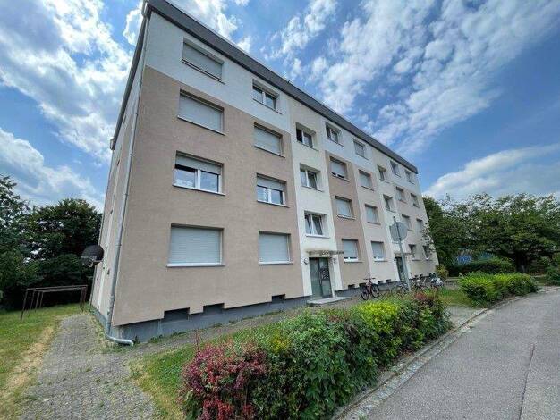 Wohnung zur Miete 893 € 3 Zimmer 74,4 m² 1. Geschoss frei ab 28.02.2026 Unter Dem Dorf 20 Bad Säckingen 79713