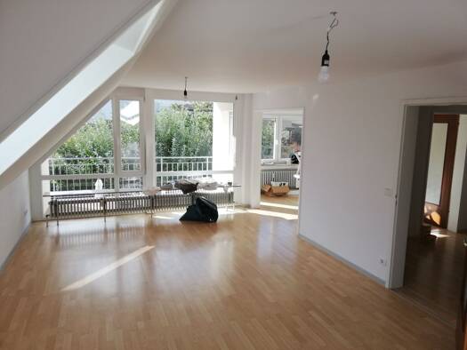 Wohnung zur Miete 1.000 € 3 Zimmer 91 m² Geschoss 1/2 frei ab 01.10.2026 Lindenstraße 30 Obereisesheim Neckarsulm 74172