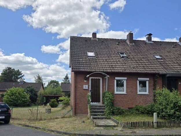 Haus zum Kauf provisionsfrei 159.000 € 3,5 Zimmer 75 m² 648 m² Grundstück Beedenbostel 29355