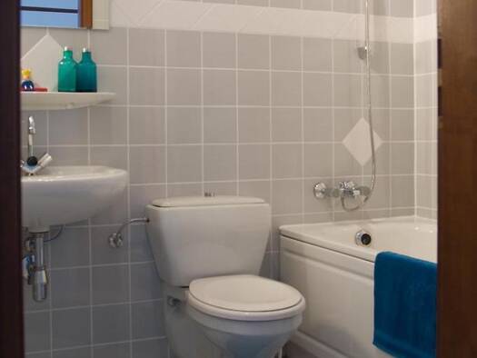 Wohnung zur Miete nur mit Wohnberechtigungsschein 549 € 5 Zimmer 98,8 m² 4. Geschoss Eggersten Ring 26 Kreuztal Kreuztal 57223