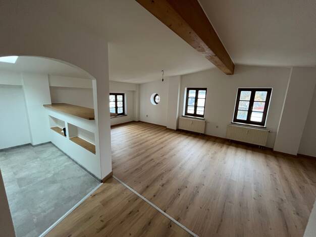 Wohnung zur Miete 627 € 2 Zimmer 67,7 m² 3. Geschoss frei ab 01.01.2026 Pfarrkirchener Str. 15 Eggenfelden 84307
