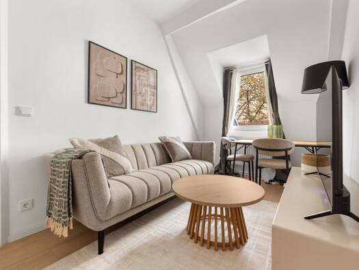 Wohnung zur Miete 995 € 1 Zimmer 33 m² 4. Geschoss Danziger Straße 215 Prenzlauer Berg Pankow 10407