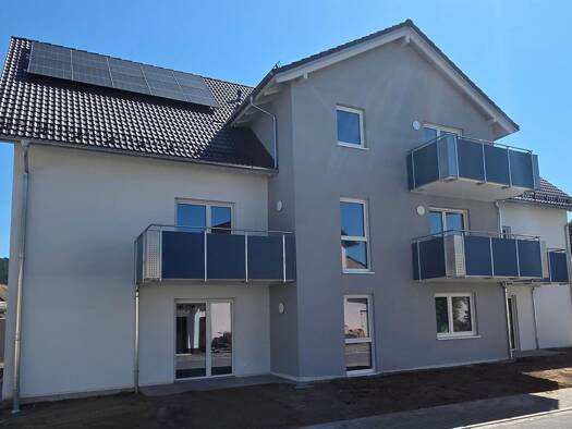 Wohnung zur Miete - Erstbezug 4 Zimmer 87,2 m² frei ab sofort Frankenstraße Neuses Kronach 96317