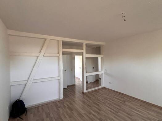 Wohnung zur Miete 730 € 4 Zimmer 101 m² Geschoss 2/3 frei ab 01.10.2026 Ichtershäuser Straße 1 Arnstadt Arnstadt 99310