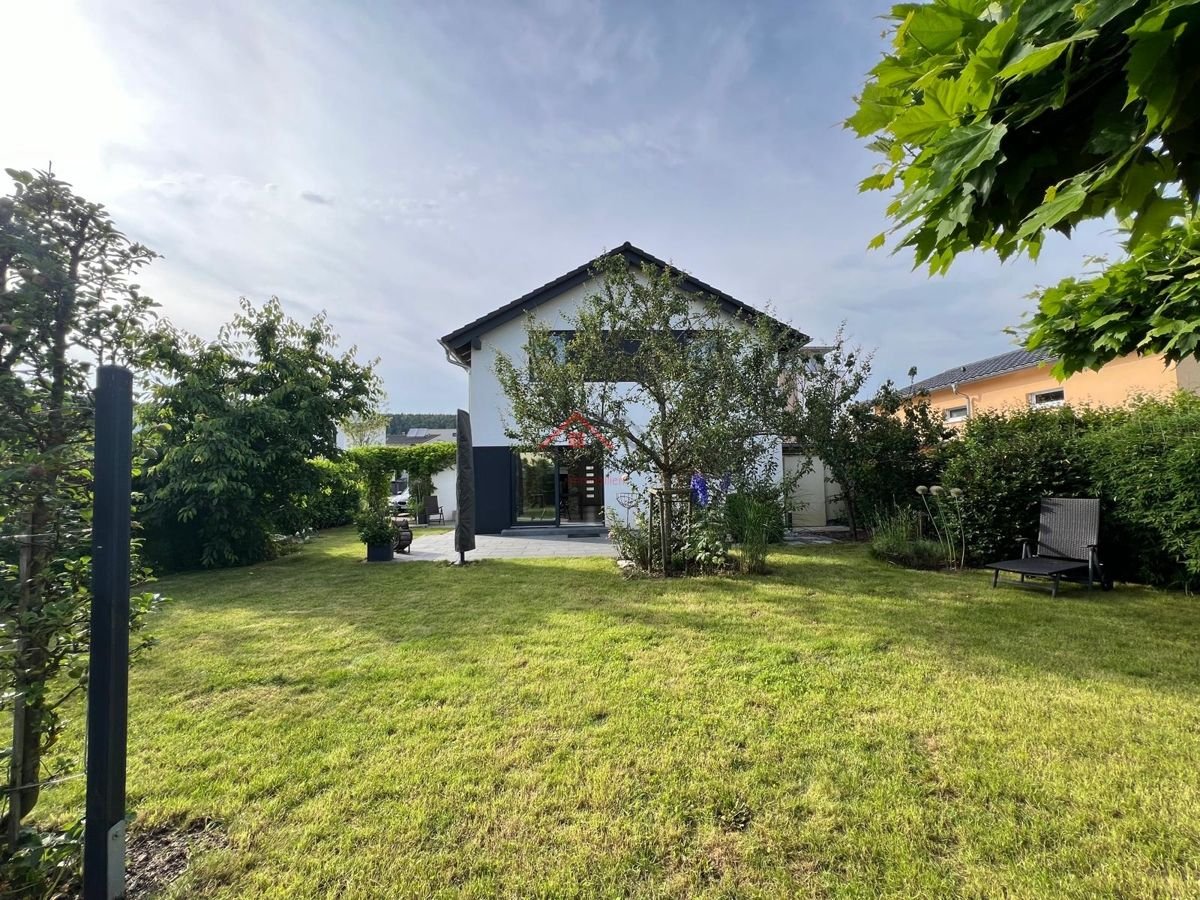 Einfamilienhaus zum Kauf 659.000 € 5,5 Zimmer 142 m²<br/>Wohnfläche 497 m²<br/>Grundstück Tuttlingen Tuttlingen 78532