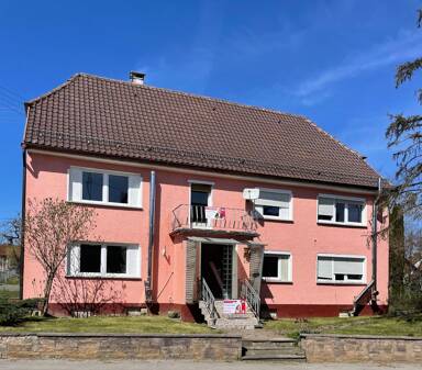 Mehrfamilienhaus zum Kauf 345.000 € 10 Zimmer 206 m² 2.903 m² Grundstück frei ab sofort Mühlingen Mühlingen 2 78357