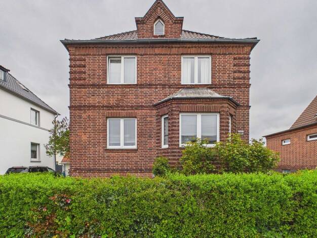 Einfamilienhaus zum Kauf 364.500 € 7 Zimmer 200 m² 965 m² Grundstück Uelzen Uelzen 29525