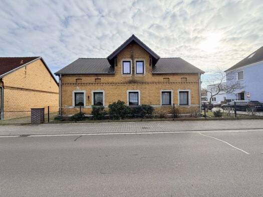 Einfamilienhaus zum Kauf 139.900 € 6 Zimmer 185,8 m² 882 m² Grundstück Annahütte Schipkau / Annahütte 01994