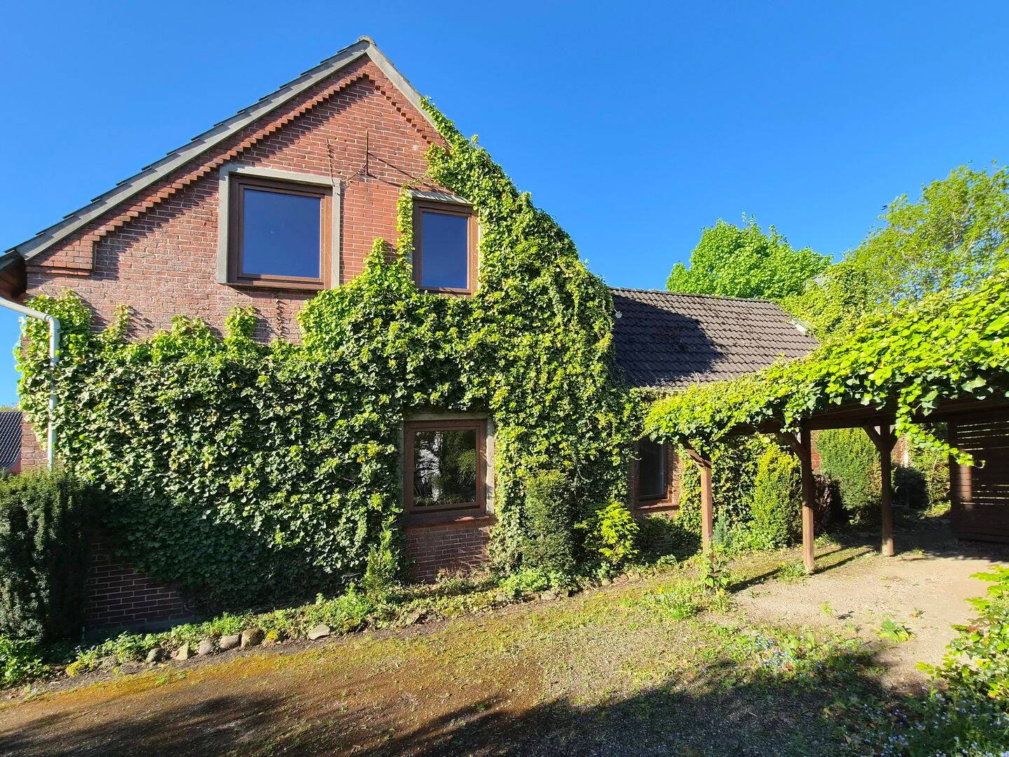 Einfamilienhaus zum Kauf - Ansicht 2
