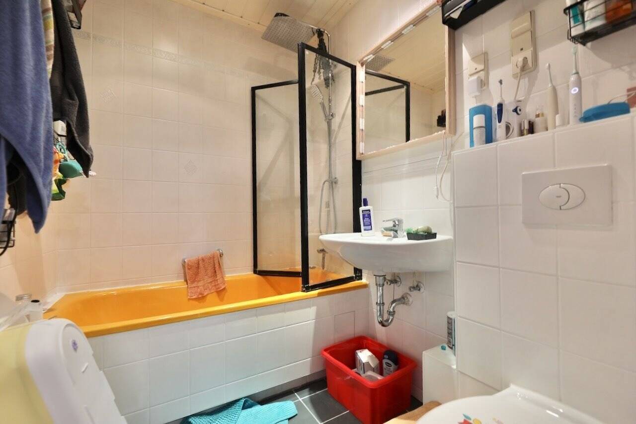 Property thumbnail 3