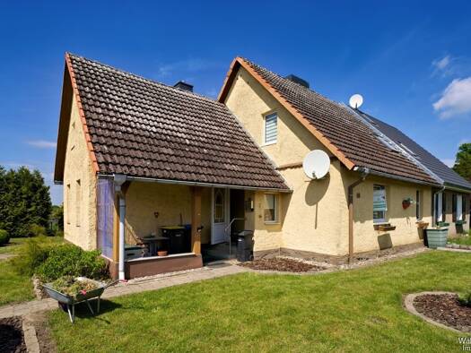 Einfamilienhaus zum Kauf 88.000 € 5 Zimmer 80 m² 998 m² Grundstück Kessin Grapzow 17089