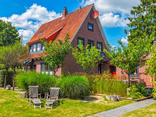 Einfamilienhaus zum Kauf 350.000 € 5 Zimmer 169 m² 1.199 m² Grundstück Cadenberge 21781