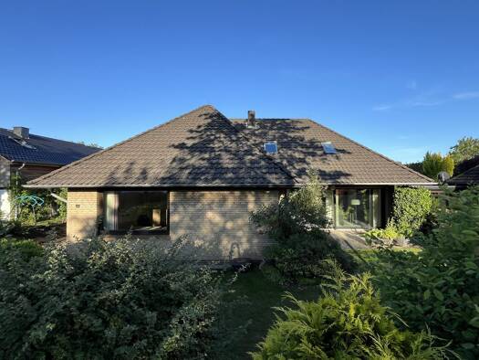 Einfamilienhaus zum Kauf provisionsfrei 425.000 € 5 Zimmer 177 m² 747 m² Grundstück frei ab sofort Wahnbek Rastede 26180