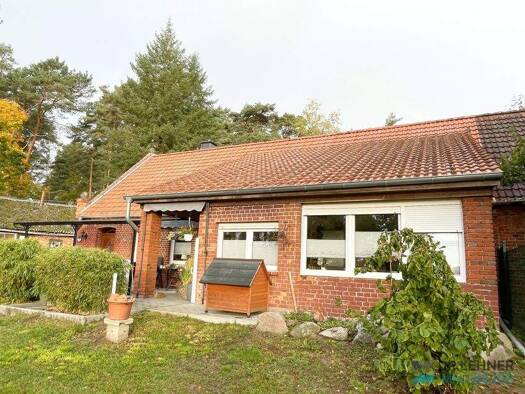 Doppelhaushälfte zum Kauf 190.000 € 3 Zimmer 106 m² 1.653 m² Grundstück Lanz 19309