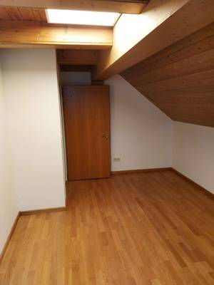 Wohnung zur Miete 700 € 4 Zimmer 91 m²<br/>Wohnfläche ab sofort<br/>Verfügbarkeit Hofmark 8 Dießen Ammersee 86911