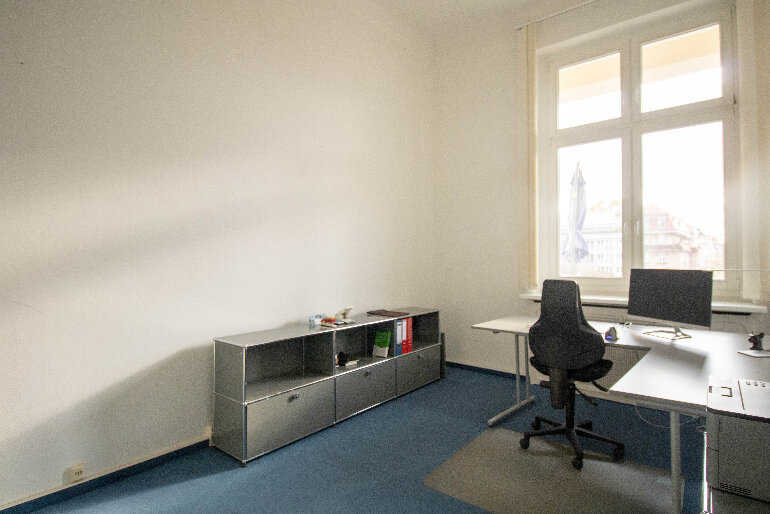 Bürofläche zur Miete provisionsfrei 750 € 78 m²<br/>Bürofläche Olivaer Platz Charlottenburg Berlin 10707