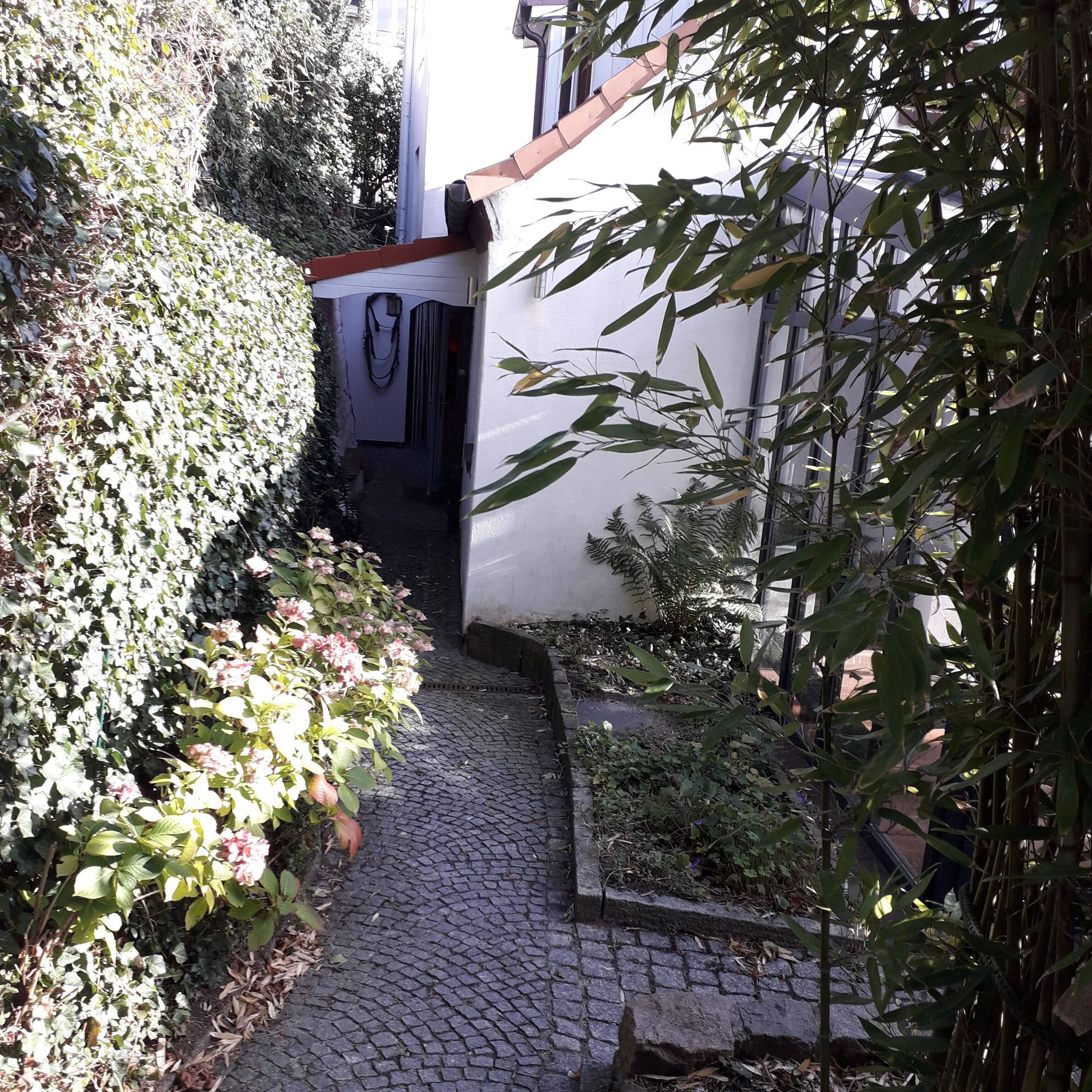 Property thumbnail 80