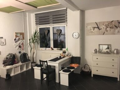 Wohnung zur Miete 735 € 3,5 Zimmer 98 m² EG frei ab sofort Sonneberger Str. 2 Saalfeld Saalfeld/Saale 07318