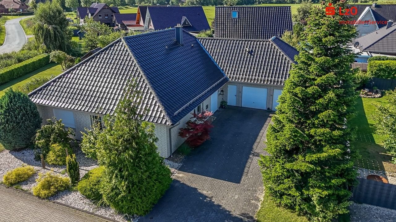 Bungalow zum Kauf 435.000 € 5 Zimmer 192,3 m²<br/>Wohnfläche 1.156 m²<br/>Grundstück ab sofort<br/>Verfügbarkeit Oberhammelwarden Elsfleth 26931