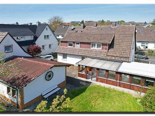 Einfamilienhaus zum Kauf 240.000 € 7 Zimmer 139,8 m² 897 m² Grundstück Wolfhagen 34466