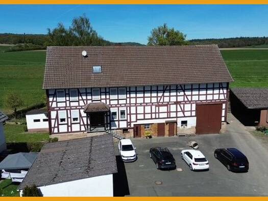 Einfamilienhaus zum Kauf 139.000 € 6 Zimmer 165 m² 1.443 m² Grundstück Münch-Leusel Alsfeld 36304