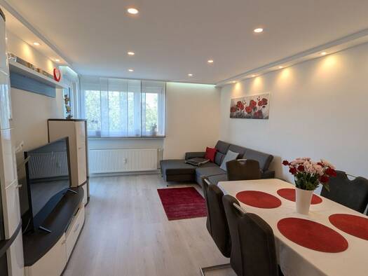 Wohnung zur Miete 850 € 2 Zimmer 50 m² Geschoss 7/8 frei ab 01.09.2026 Neuröthenbach Nürnberg 90449