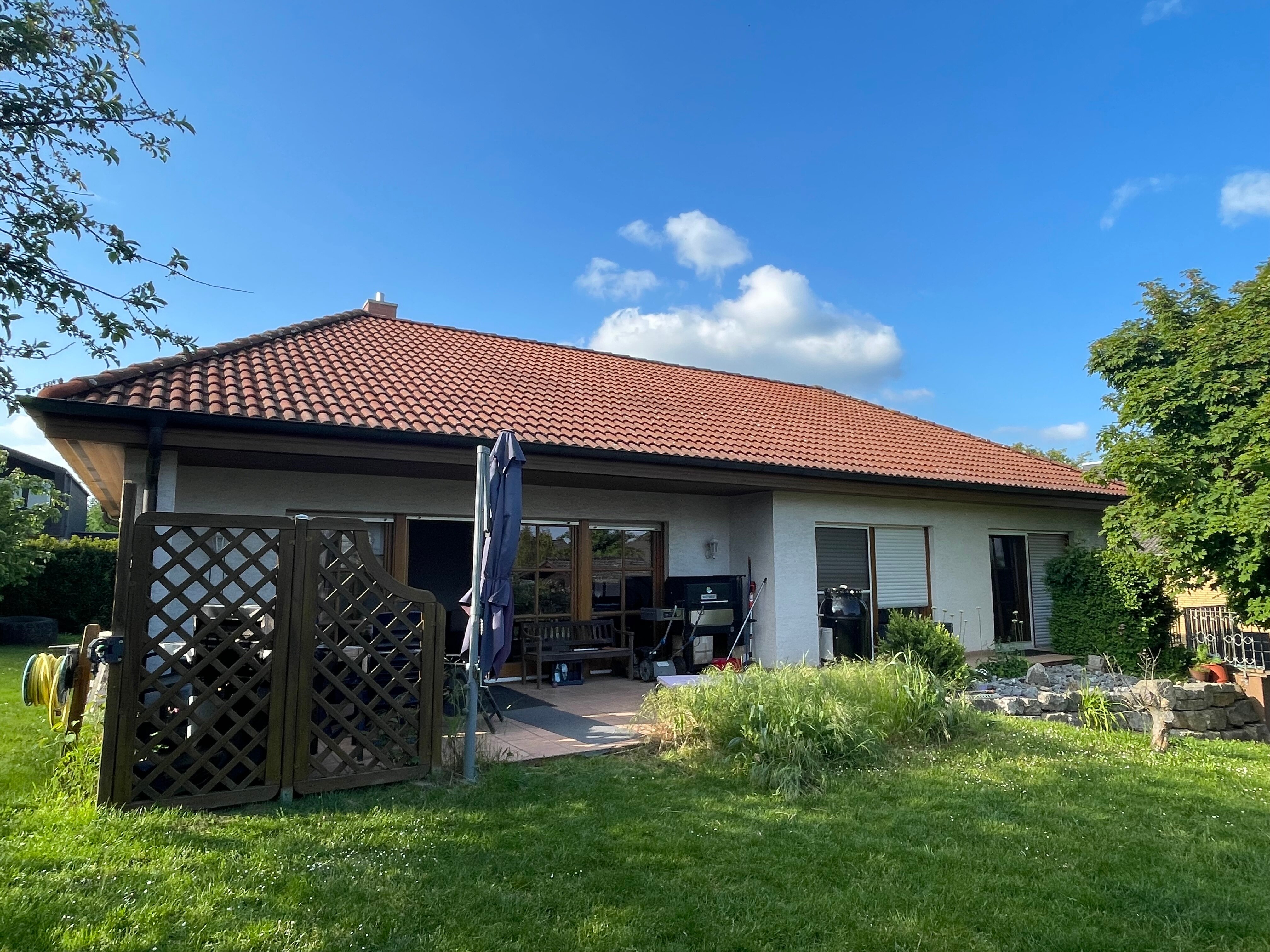 Bungalow zum Kauf 385.000 € 4 Zimmer 128,9 m²<br/>Wohnfläche 696 m²<br/>Grundstück Eschwege Eschwege 37269