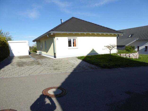 Einfamilienhaus zum Kauf provisionsfrei 500.000 € 4,5 Zimmer 111,5 m² 572 m² Grundstück Bad Säckingen 79713