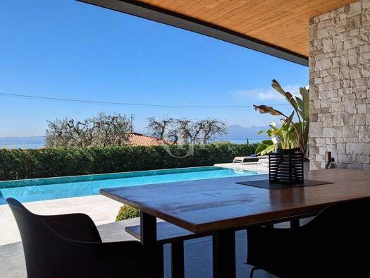 Mehrfamilienhaus zum Kauf 1.490.000 € 3 Zimmer 65 m² 300 m² Grundstück Strada Alzeroni Bardolino 37011