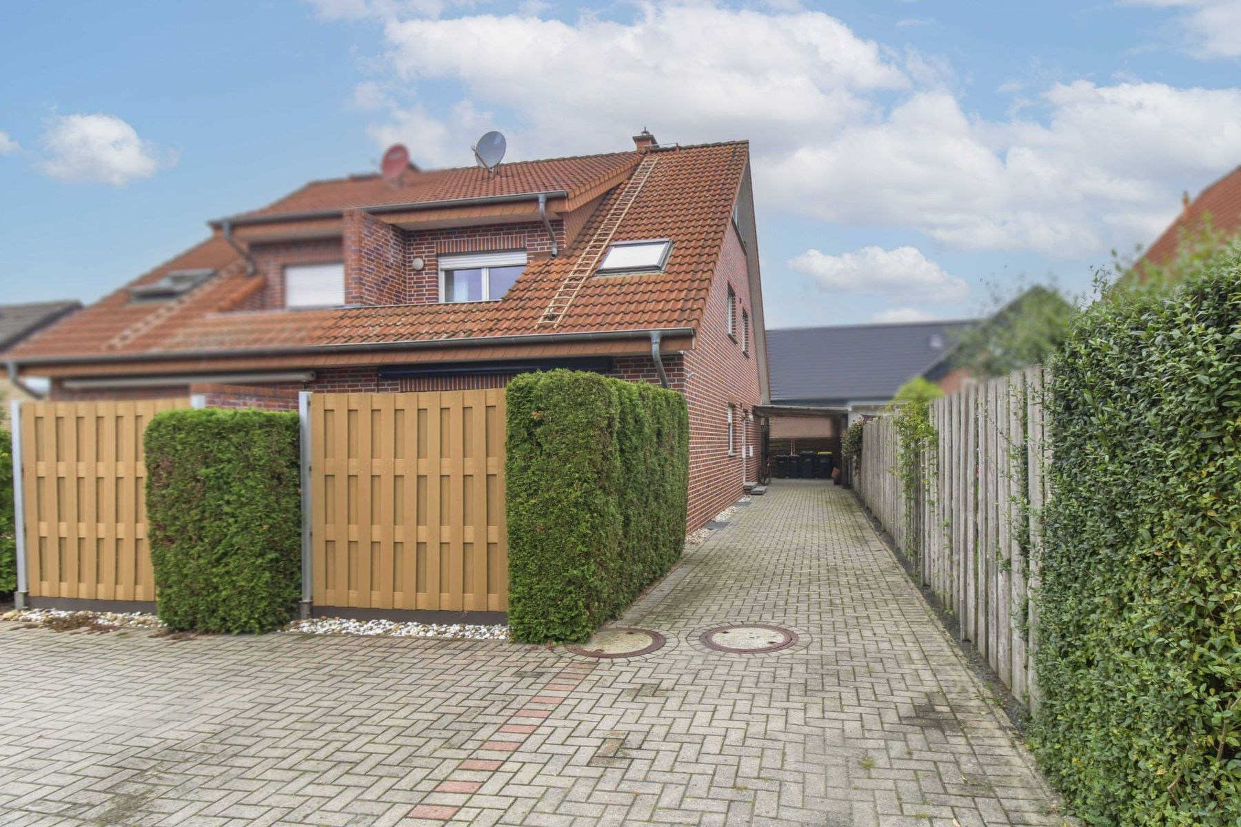 Doppelhaushälfte zum Kauf 435.000 € 7 Zimmer 137,1 m²<br/>Wohnfläche 229,1 m²<br/>Grundstück Rinkerode Drensteinfurt 48317