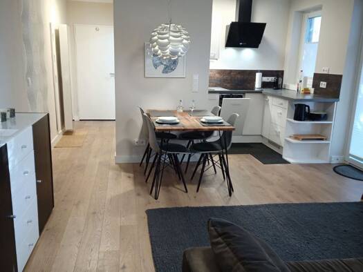 Wohnung zur Miete 1.100 € 2 Zimmer 50 m² Geschoss EG/4 frei ab sofort Bahrenfeld Hamburg 22761