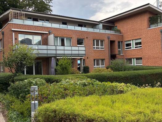Wohnung zur Miete 700 € 2 Zimmer 57 m² Geschoss 1/3 frei ab 01.10.2026 Reinbek 21465