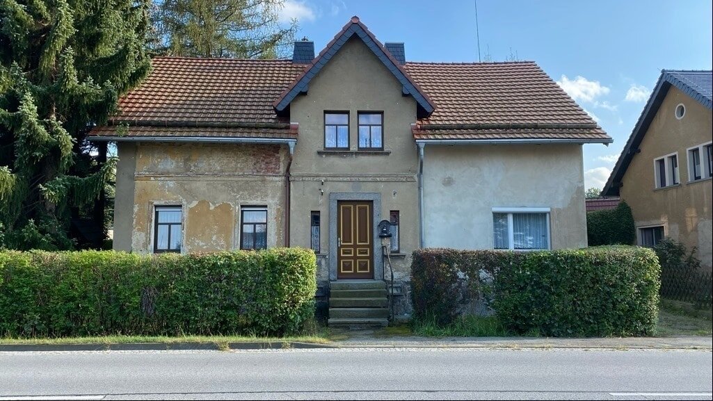 Einfamilienhaus zum Kauf provisionsfrei 99.000 € 6 Zimmer 130 m²<br/>Wohnfläche 570 m²<br/>Grundstück Neugersdorf Ebersbach-Neugersdorf 02727