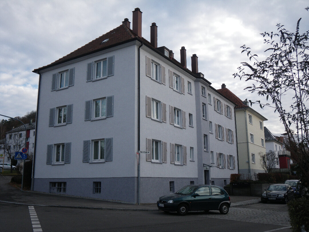 Wohnung zur Miete 611 € 3 Zimmer 75 m²<br/>Wohnfläche 1.<br/>Geschoss 01.03.2025<br/>Verfügbarkeit Obere Burghalde 1 Kernstadt Leonberg 71229