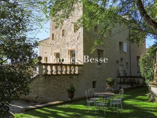 Einfamilienhaus zum Kauf 2.350.000 € 10 Zimmer 422 m² Centre Est Uzès 30700
