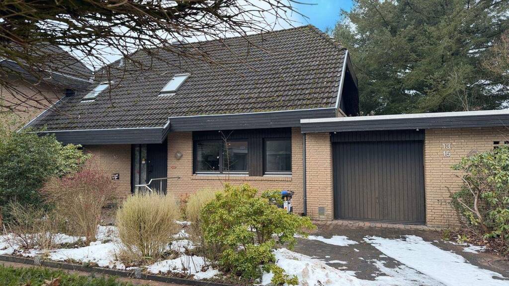 Doppelhaushälfte zum Kauf 280.000 € 5 Zimmer 169,5 m² 602 m² Grundstück Klein Hehlen Celle 29223