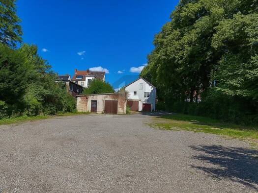 Wohn- und Geschäftshaus zum Kauf als Kapitalanlage geeignet 659.000 € 8 Zimmer 521 m² 1.692 m² Grundstück Woltmershausen Bremen 28197