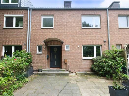 Reihenmittelhaus zum Kauf 420.000 € 5 Zimmer 107 m² 257 m² Grundstück Selikum Neuss 41466