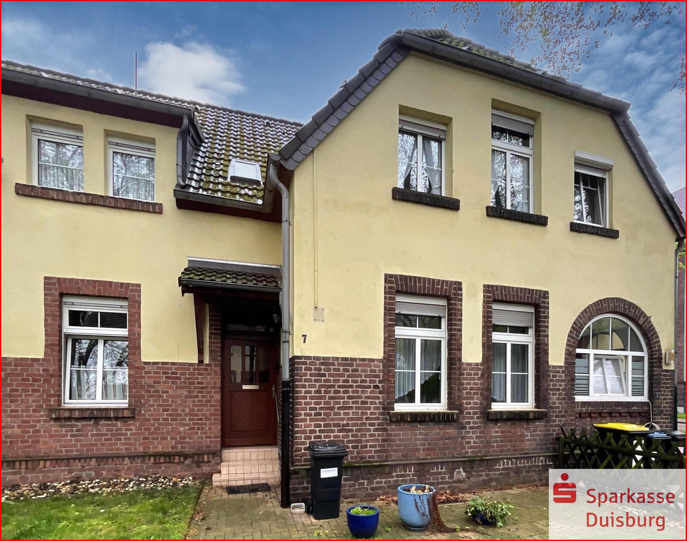 Reihenmittelhaus zum Kauf 105.000 € 2 Zimmer 87 m²<br/>Wohnfläche 1.329 m²<br/>Grundstück Neumühl Duisburg 47167